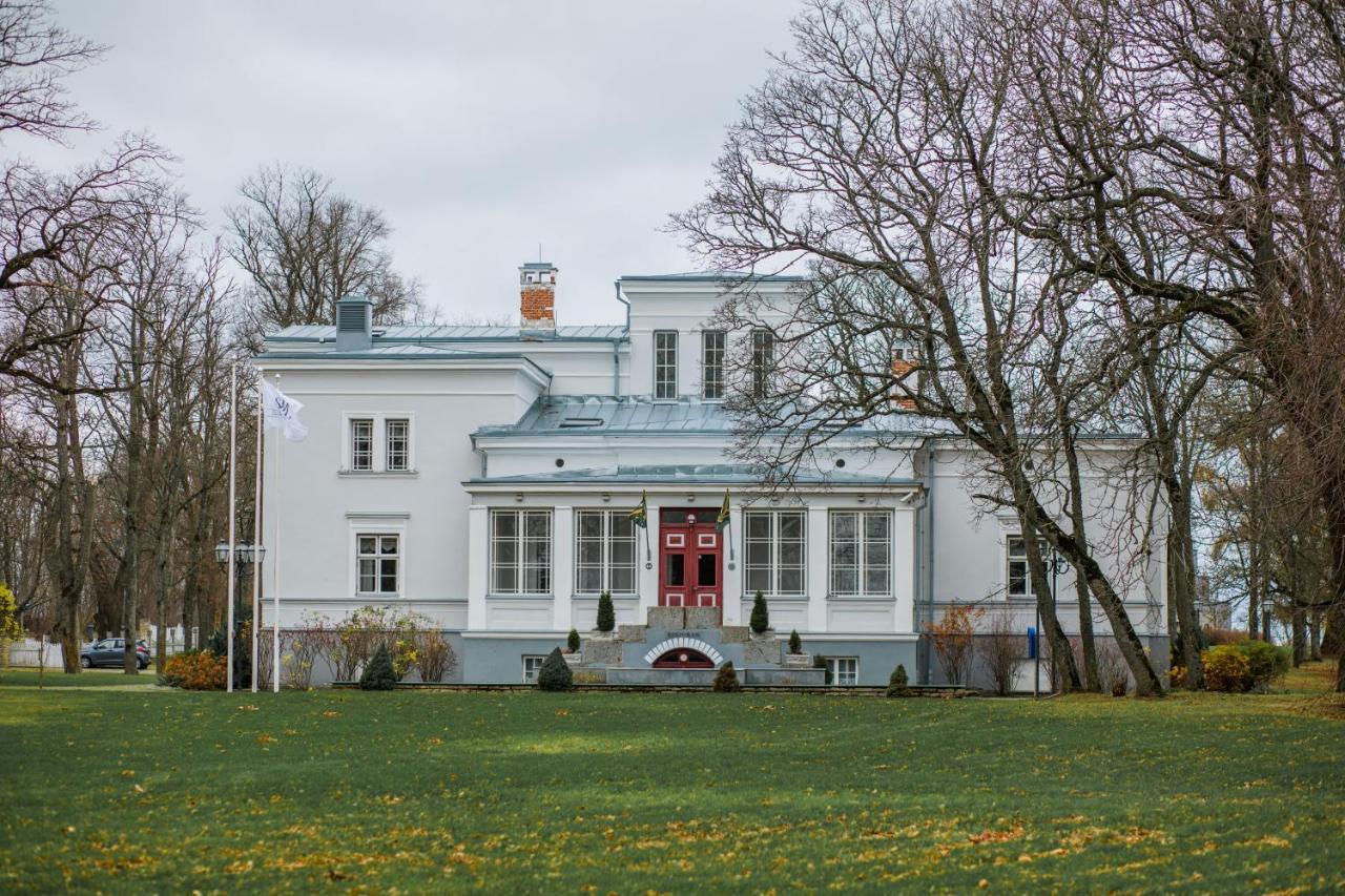 Hotel Saka Manor Exterior foto